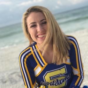 Meet your Posher, Emily